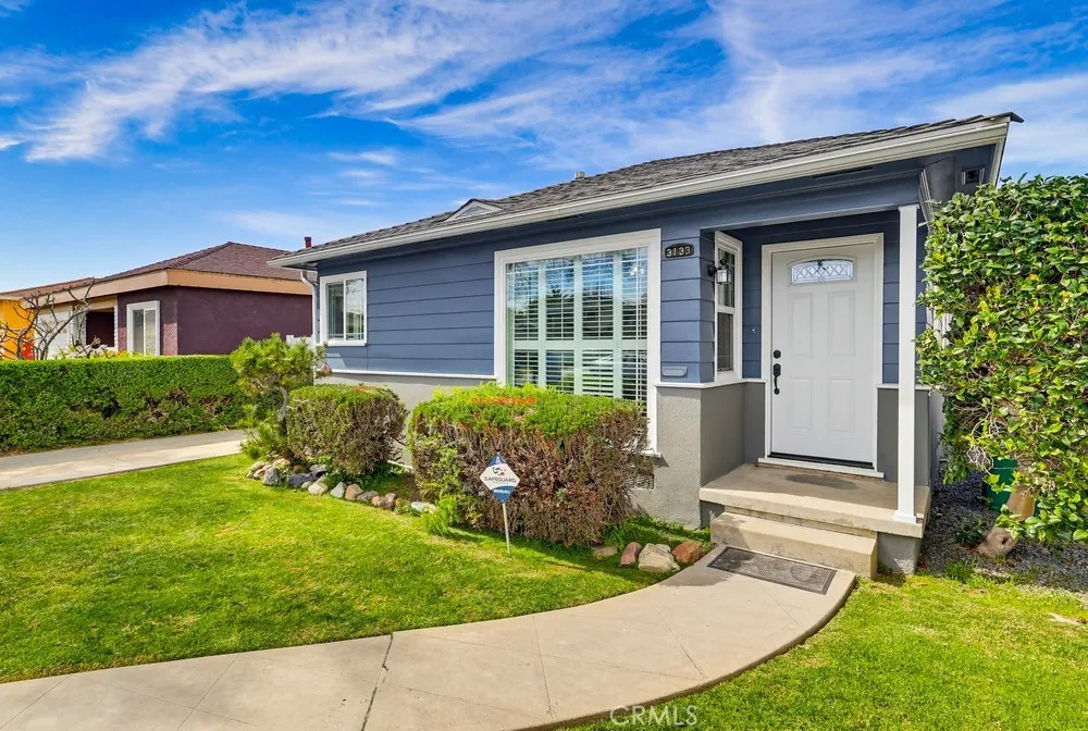 3133 Cedar Avenue Long Beach, CA 90806