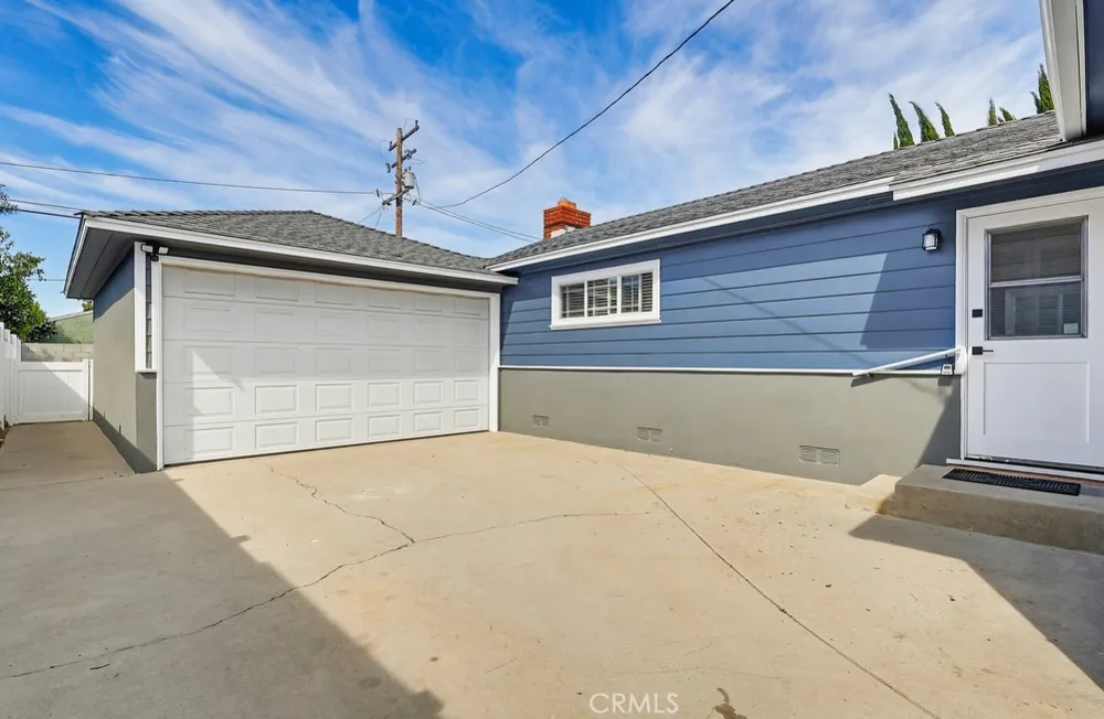3133 Cedar Avenue Long Beach, CA 90806
