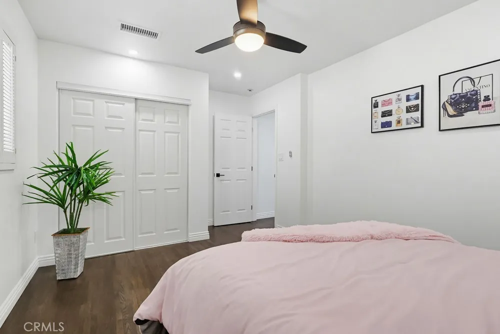 3133 Cedar Avenue Long Beach, CA 90806