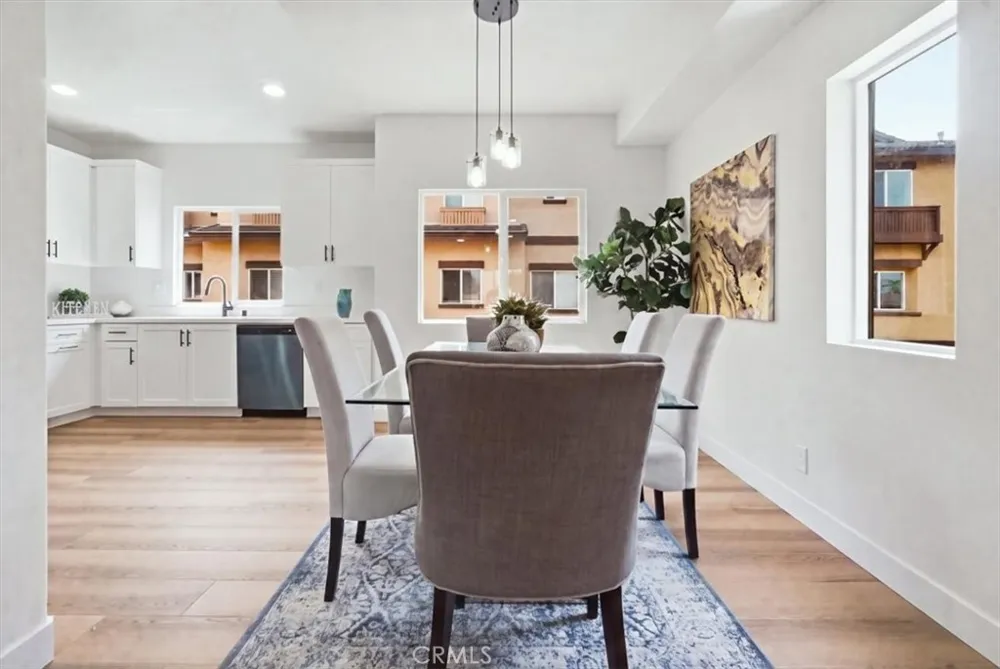 511 Lark Ellen #F Covina, CA 91722