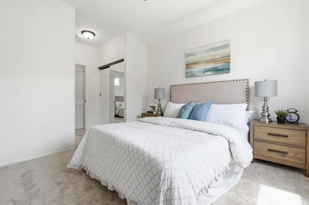 511 Lark Ellen #F Covina, CA 91722