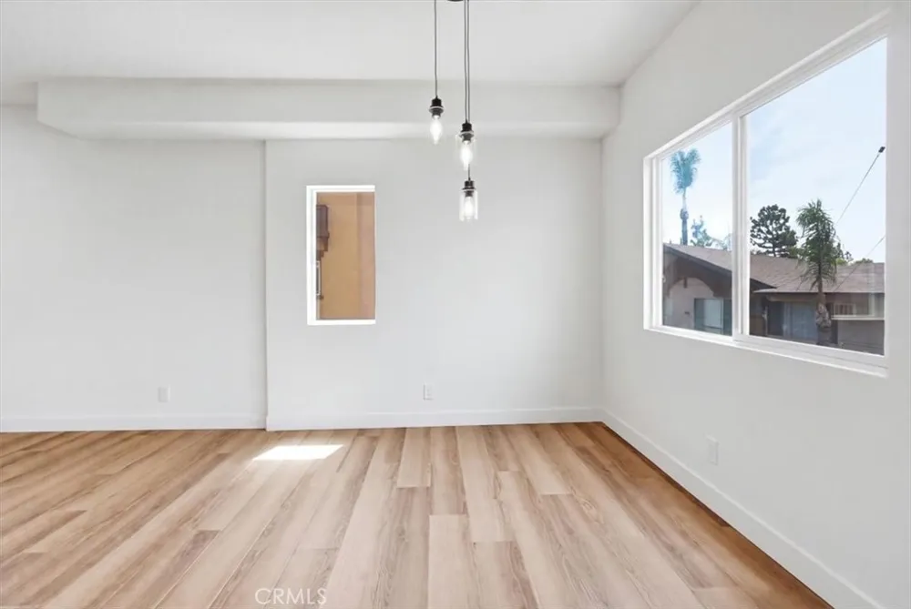 511 Lark Ellen #E Covina, CA 91722