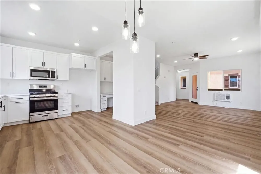 501 Lark Ellen #B Covina, CA 91722