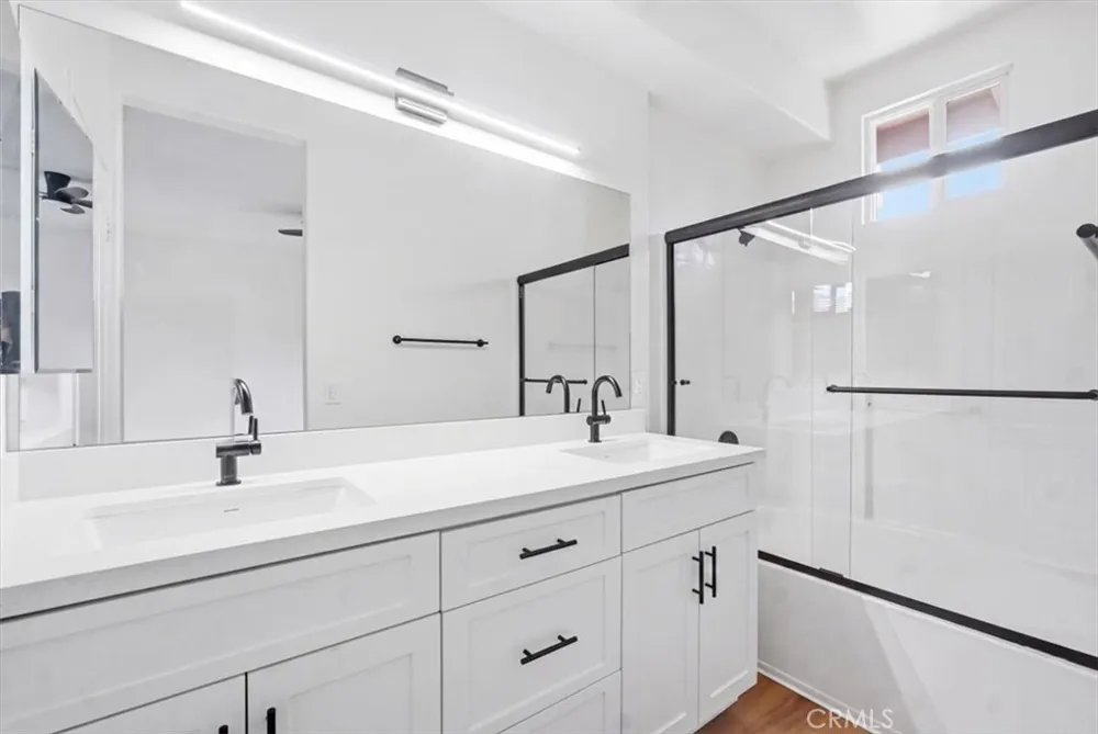 511 Lark Ellen #H Covina, CA 91722