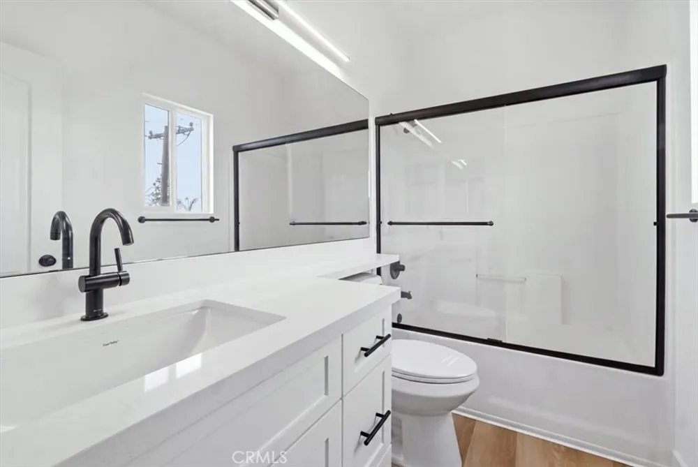 511 Lark Ellen #I Covina, CA 91722
