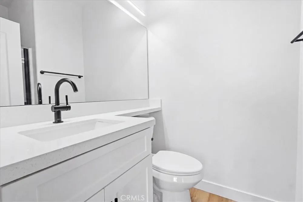 511 Lark Ellen #I Covina, CA 91722