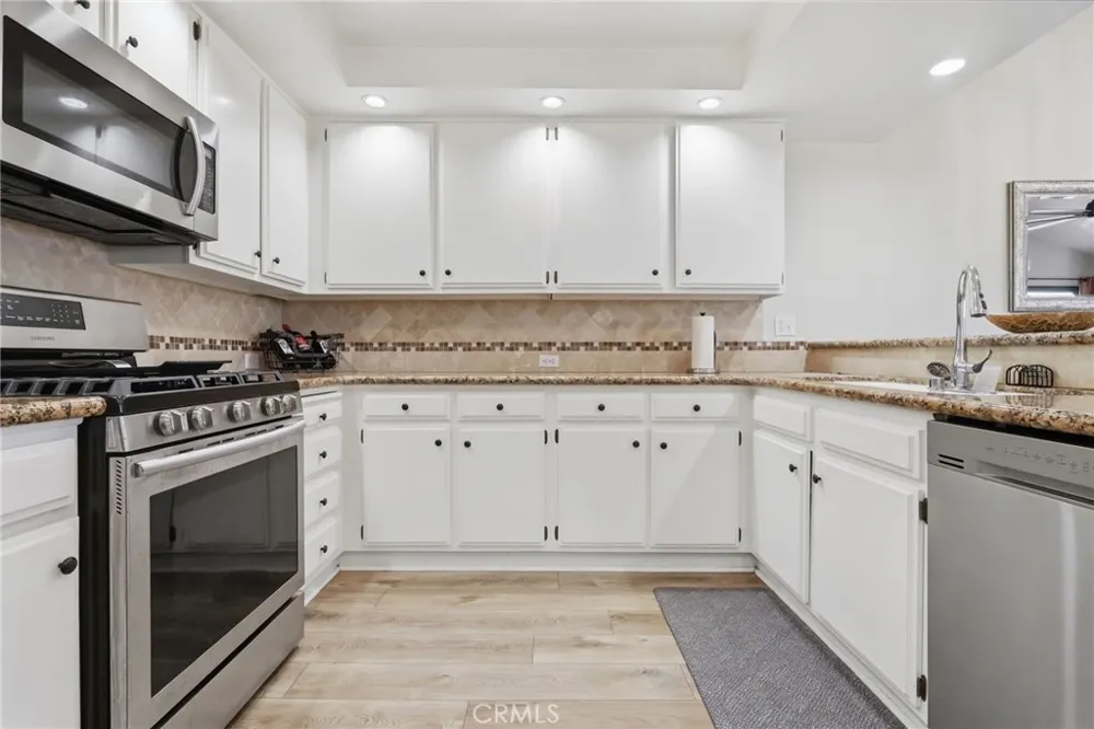 16512 Blackbeard #305 Huntington Beach, CA 92649