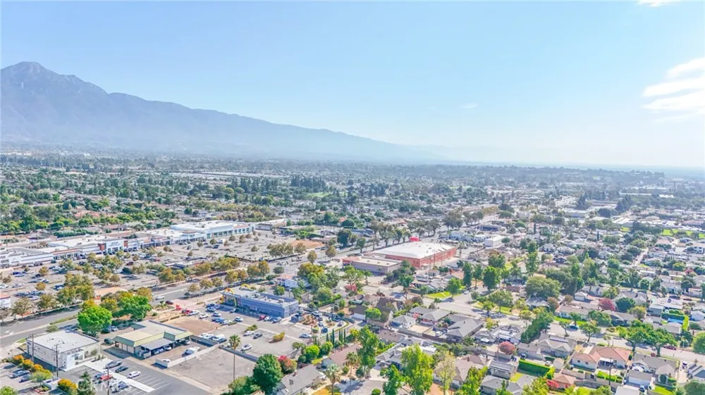 876 Euclid Avenue Upland, CA 91786