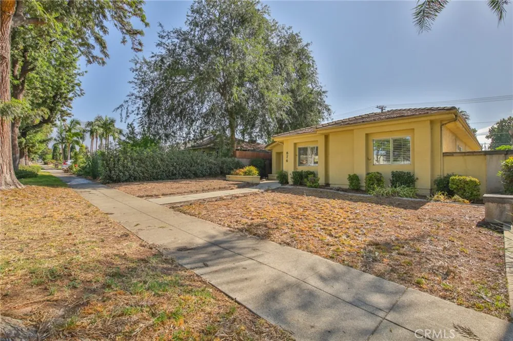 876 Euclid Avenue Upland, CA 91786