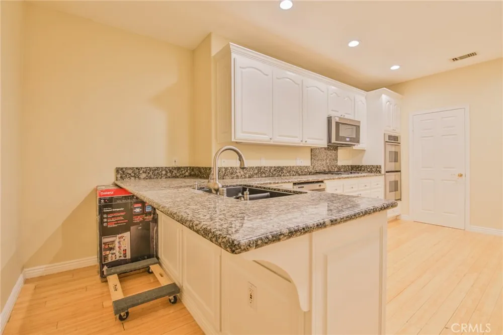 876 Euclid Avenue Upland, CA 91786