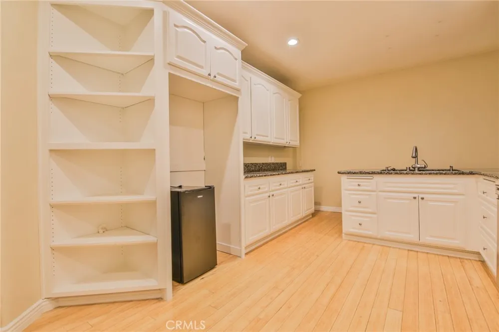 876 Euclid Avenue Upland, CA 91786