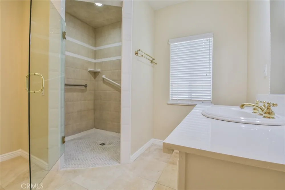876 Euclid Avenue Upland, CA 91786