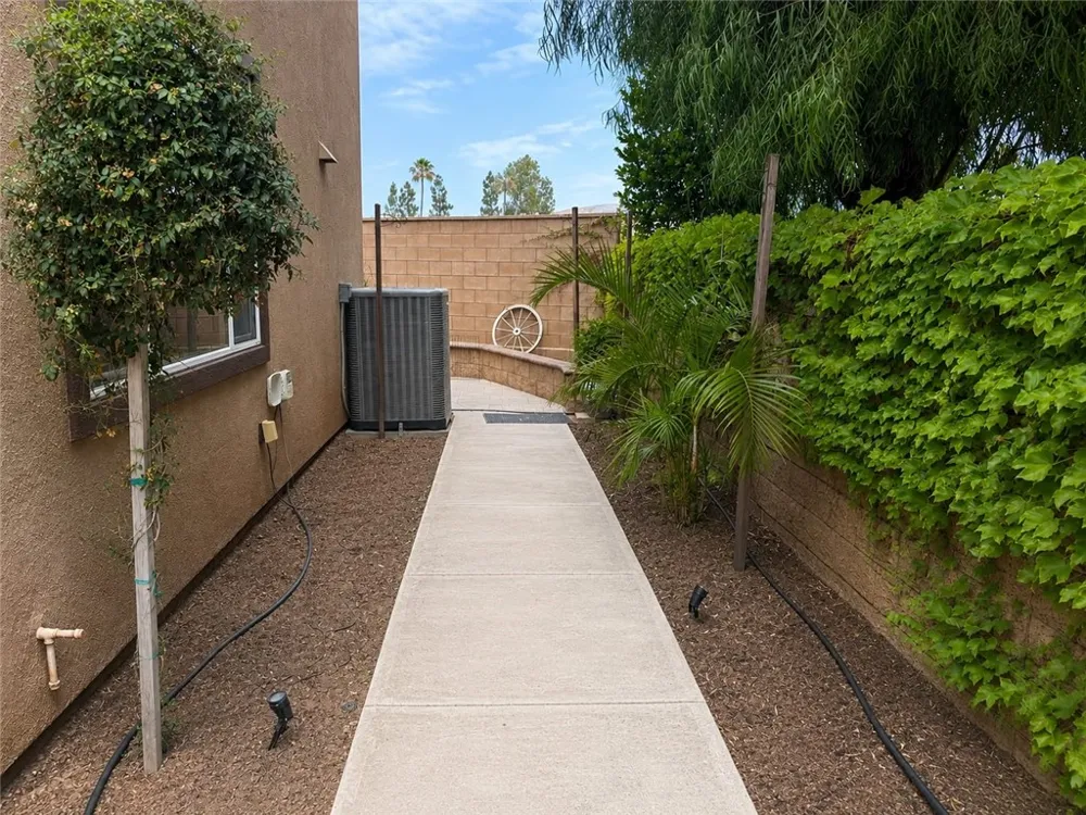 2308 Navigation Circle Placentia, CA 92870