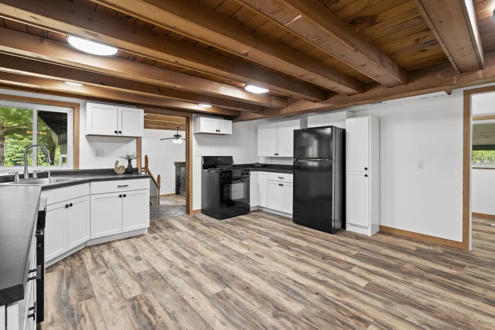 15049 Healy Lake Road Springdale Township, MI 49614