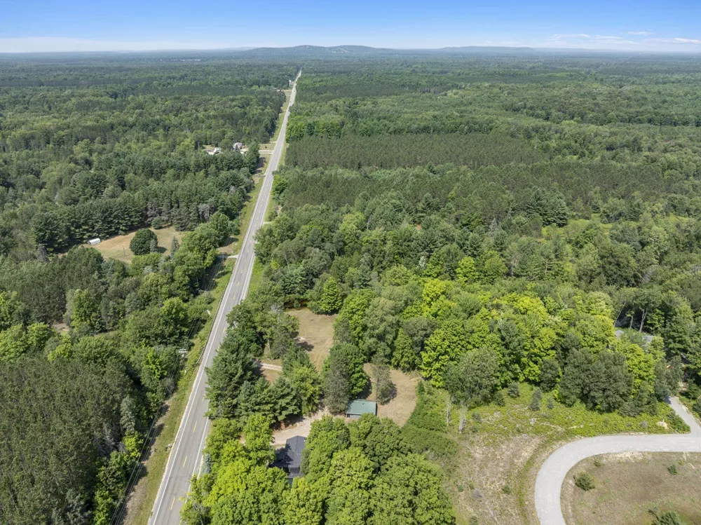 15049 Healy Lake Road Springdale Township, MI 49614