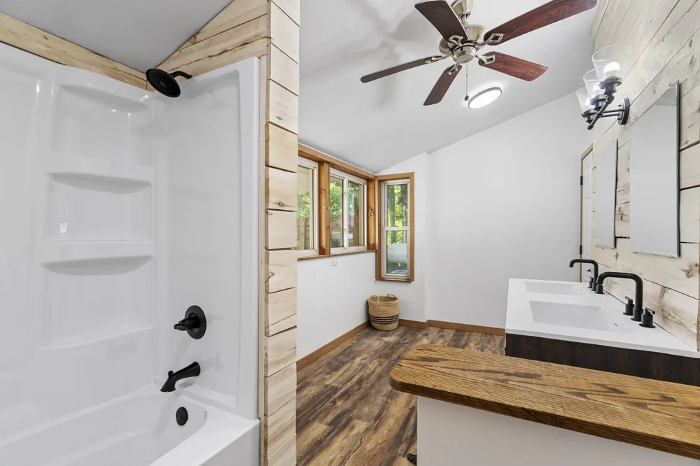15049 Healy Lake Road Springdale Township, MI 49614