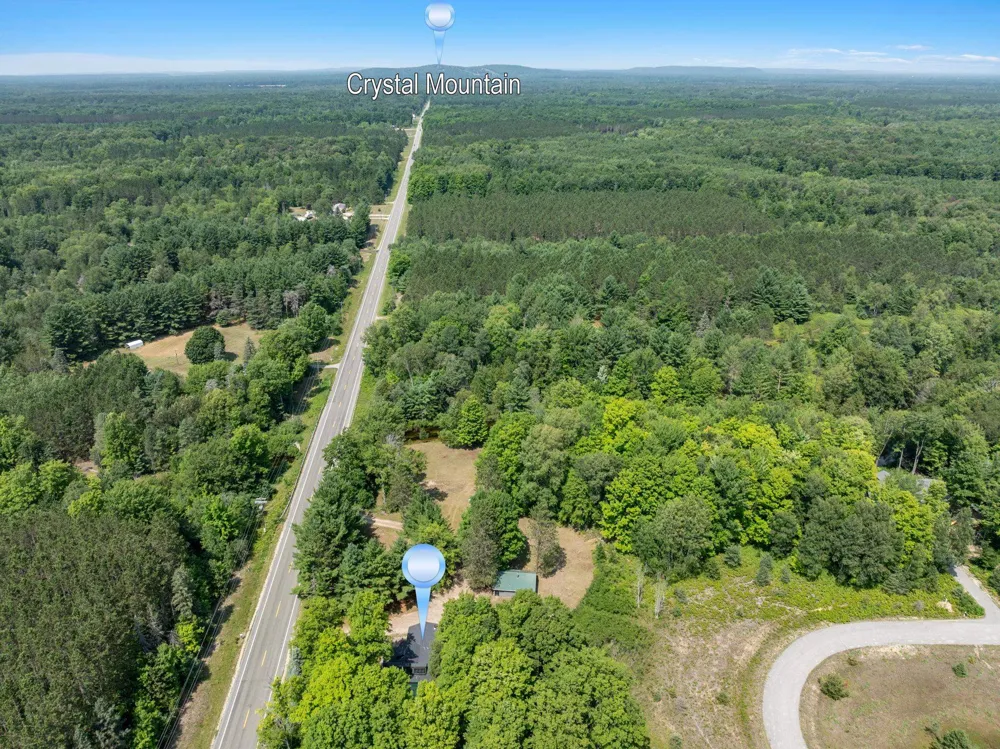 15049 Healy Lake Road Springdale Township, MI 49614