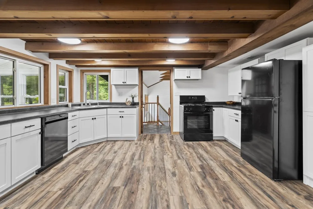 15049 Healy Lake Road Springdale Township, MI 49614