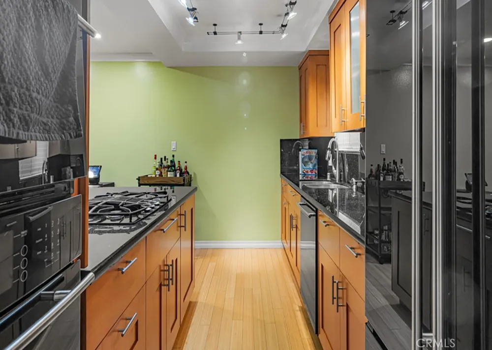18215 S Dalton Avenue Gardena, CA 90248