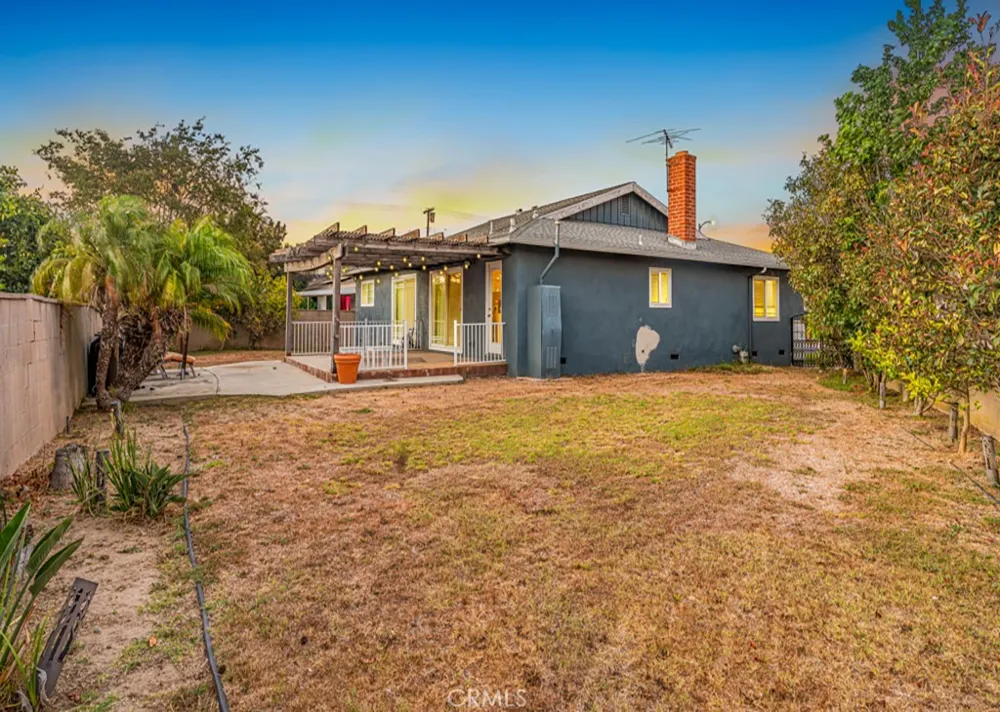 18215 S Dalton Avenue Gardena, CA 90248