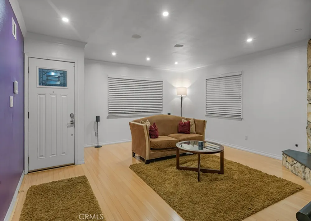 18215 S Dalton Avenue Gardena, CA 90248