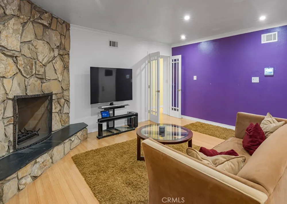 18215 S Dalton Avenue Gardena, CA 90248
