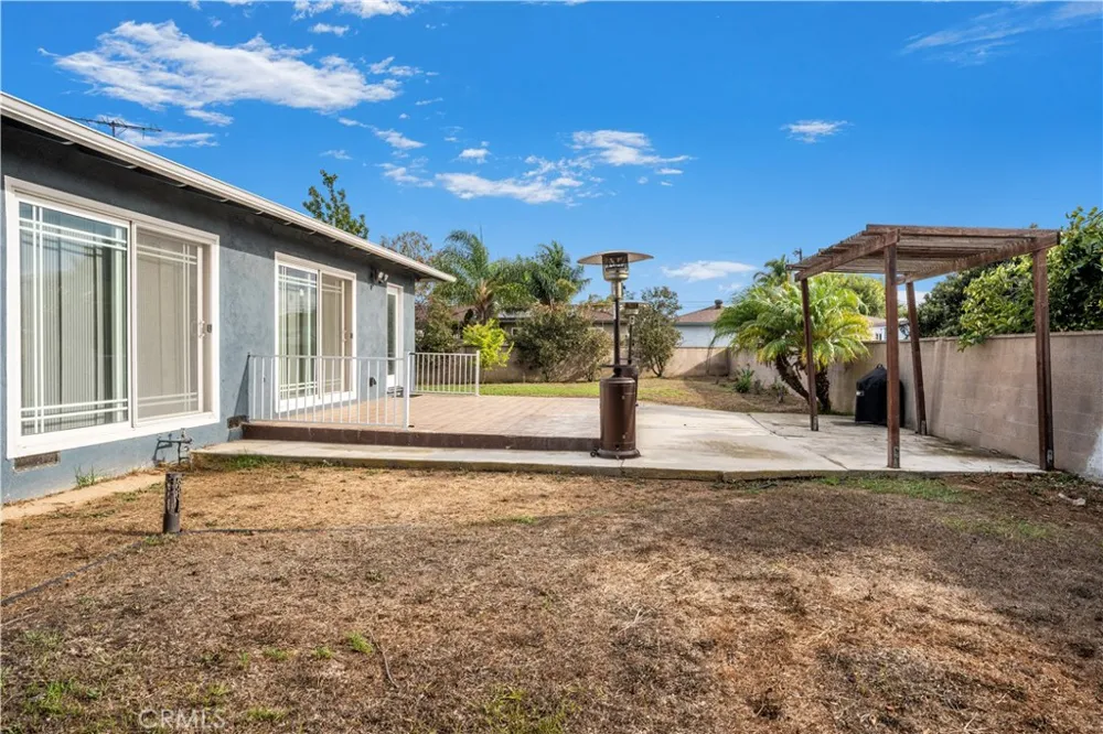 18215 S Dalton Avenue Gardena, CA 90248