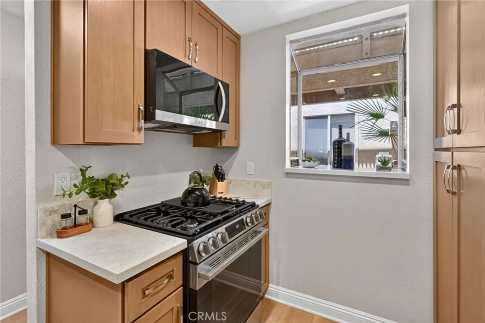 1400 Pacific Coast Hwy #103 Huntington Beach, CA 92648