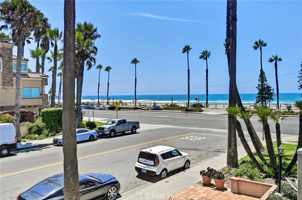 1400 Pacific Coast Hwy #103 Huntington Beach, CA 92648