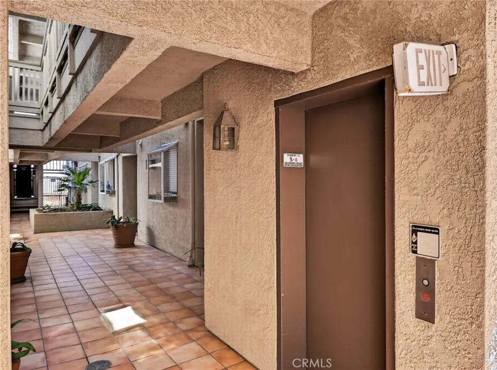 1400 Pacific Coast Hwy #103 Huntington Beach, CA 92648