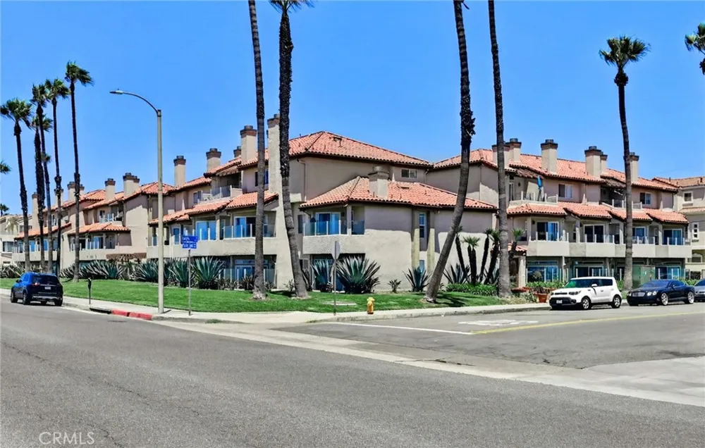 1400 Pacific Coast Hwy #103 Huntington Beach, CA 92648