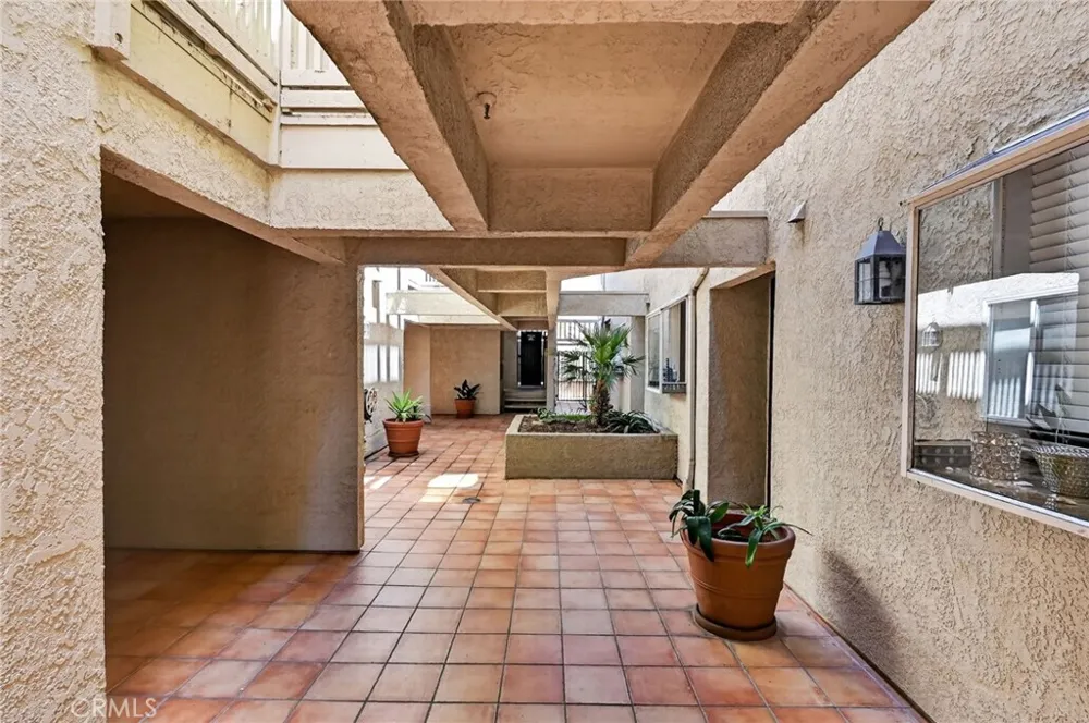 1400 Pacific Coast Hwy #103 Huntington Beach, CA 92648