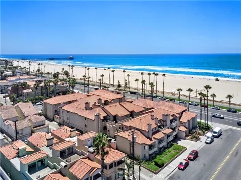 1400 Pacific Coast Hwy #103