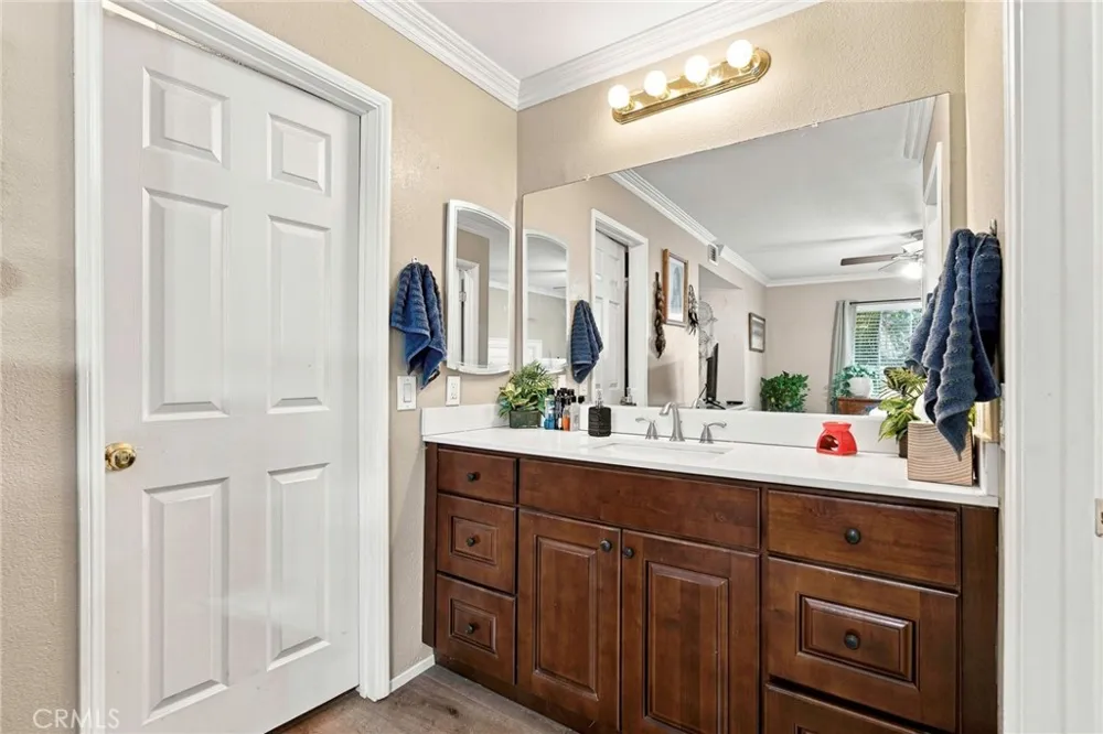 5841 Portsmouth Yorba Linda, CA 92887