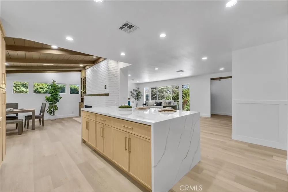 8450 Via Sierra Ramal Whittier, CA 90605