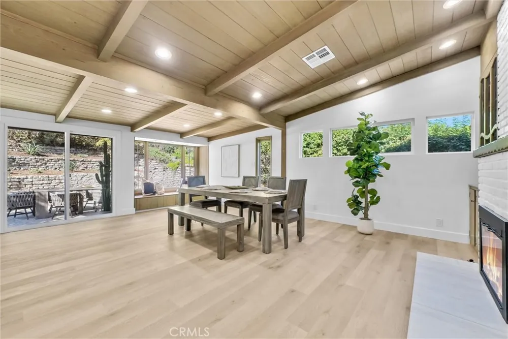 8450 Via Sierra Ramal Whittier, CA 90605