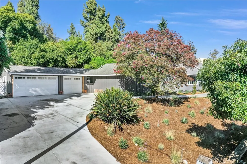 8450 Via Sierra Ramal Whittier, CA 90605