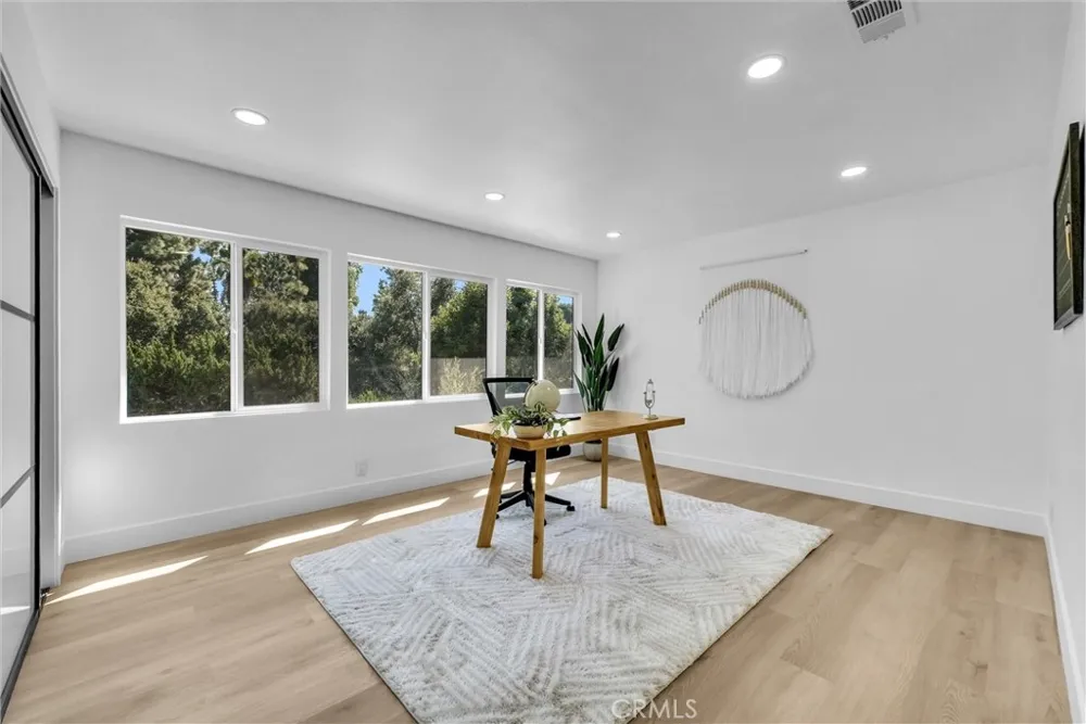 8450 Via Sierra Ramal Whittier, CA 90605