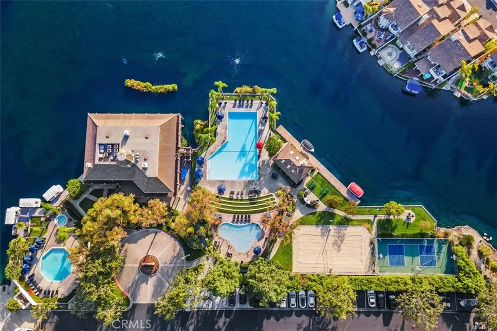 5425 Via Cervantes Yorba Linda, CA 92887