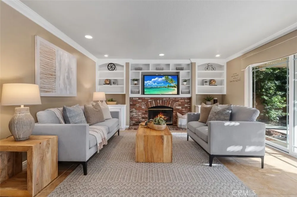 5425 Via Cervantes Yorba Linda, CA 92887