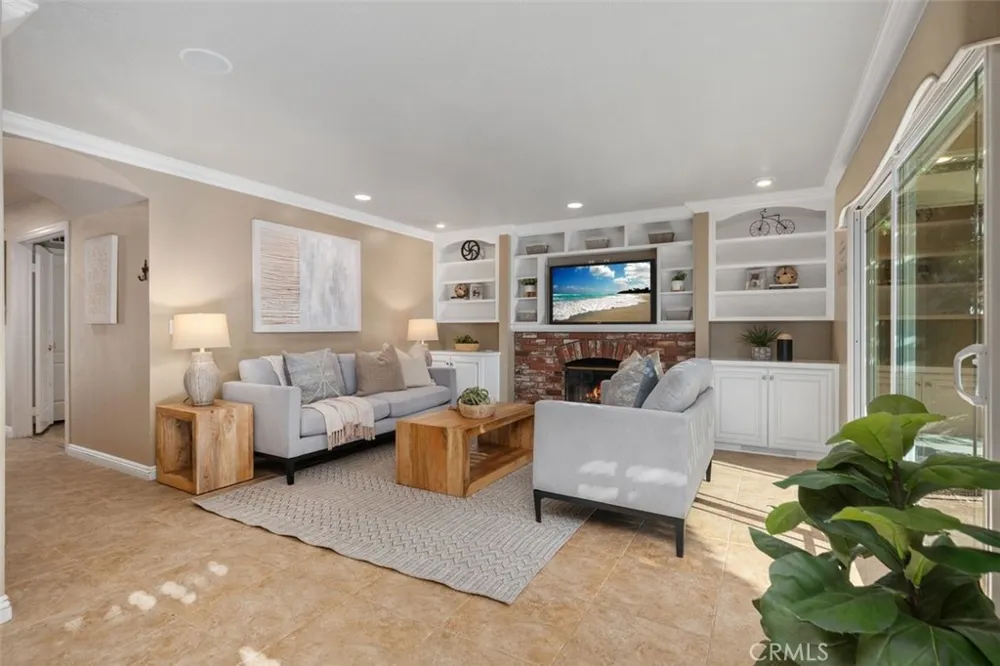 5425 Via Cervantes Yorba Linda, CA 92887