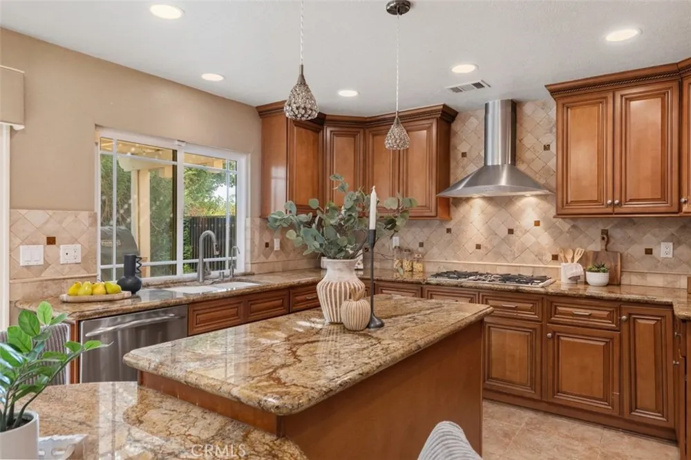 5425 Via Cervantes Yorba Linda, CA 92887
