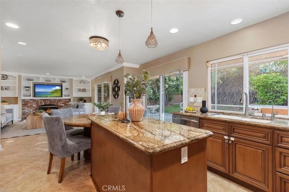 5425 Via Cervantes Yorba Linda, CA 92887