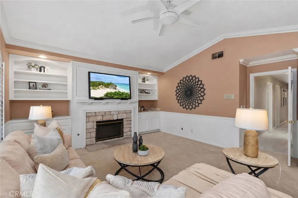 5425 Via Cervantes Yorba Linda, CA 92887