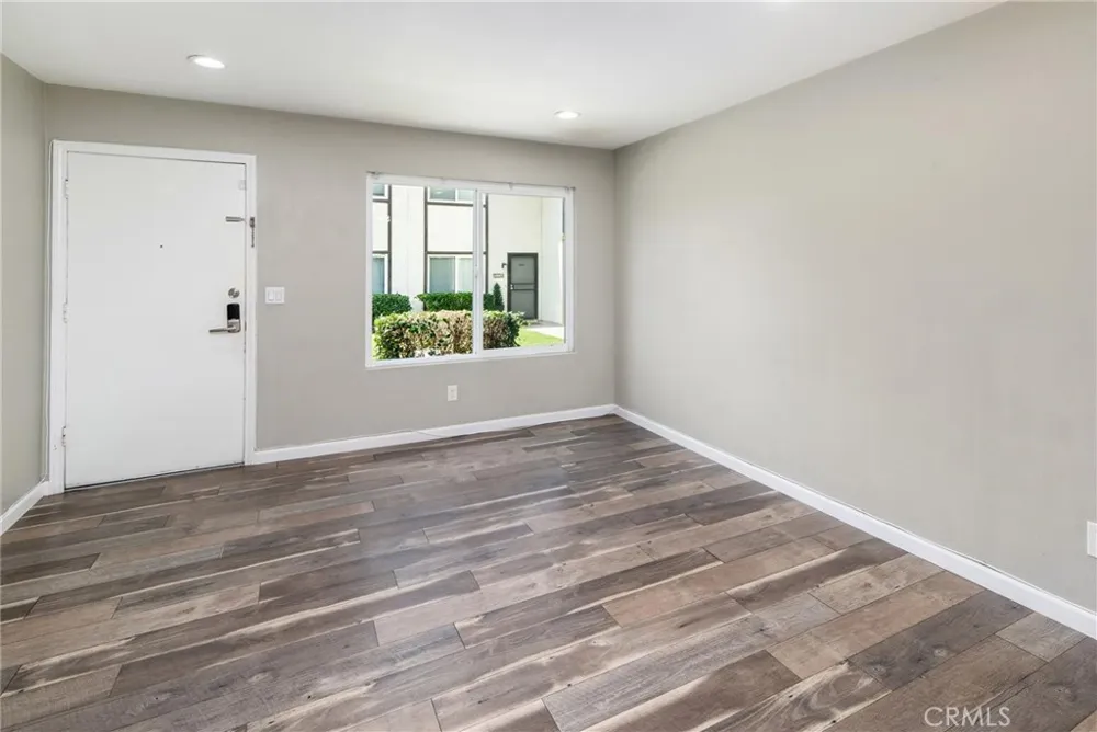 10340 Carefree Drive Santee, CA 92071