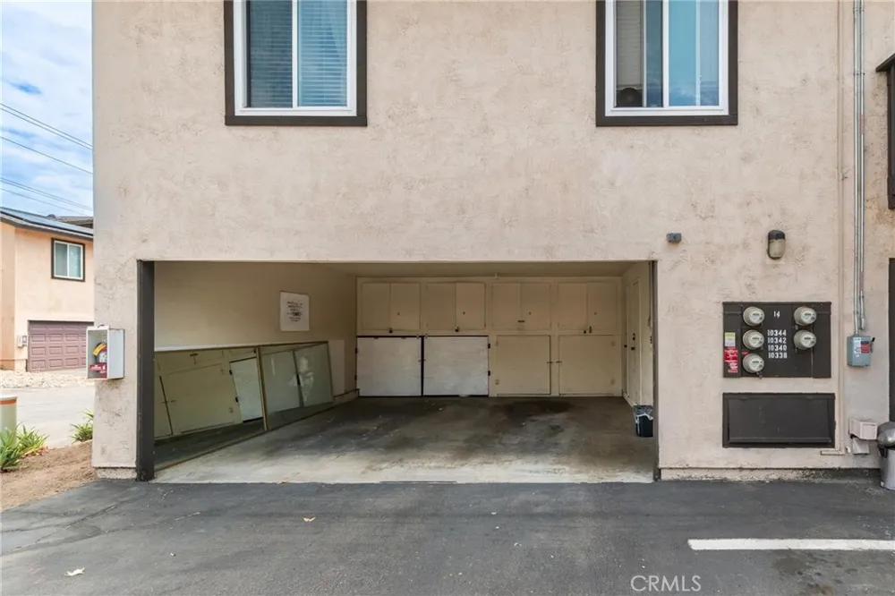 10340 Carefree Drive Santee, CA 92071