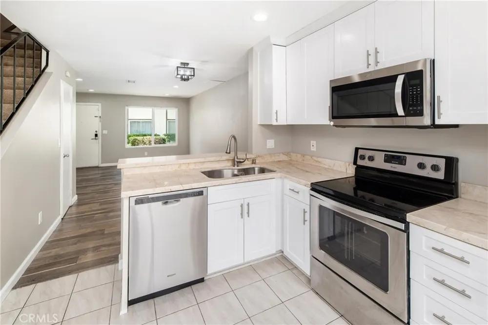 10340 Carefree Drive Santee, CA 92071