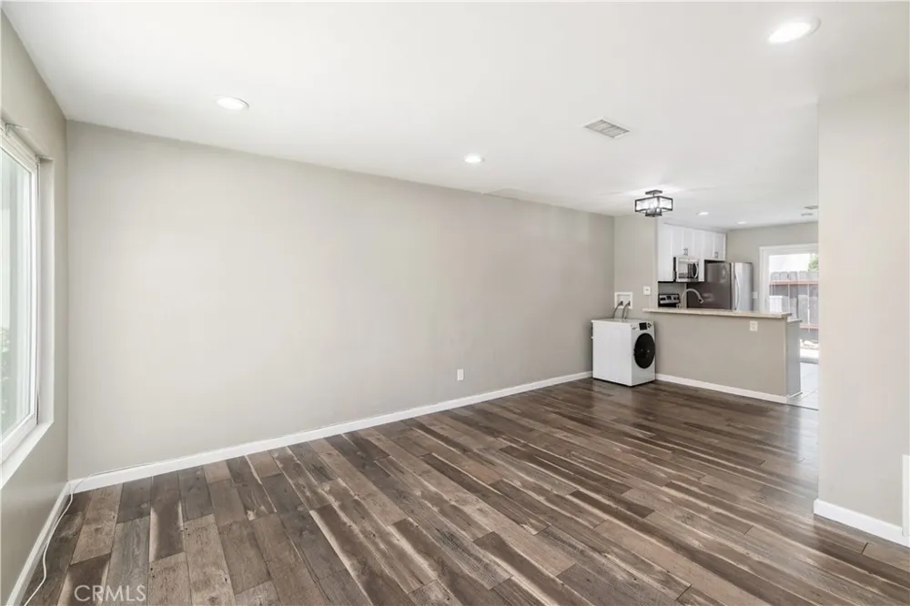 10340 Carefree Drive Santee, CA 92071