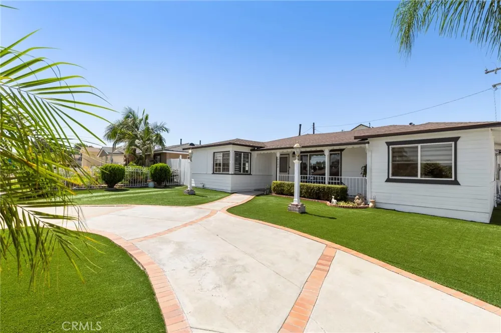 14502 Broadway Whittier, CA 90604