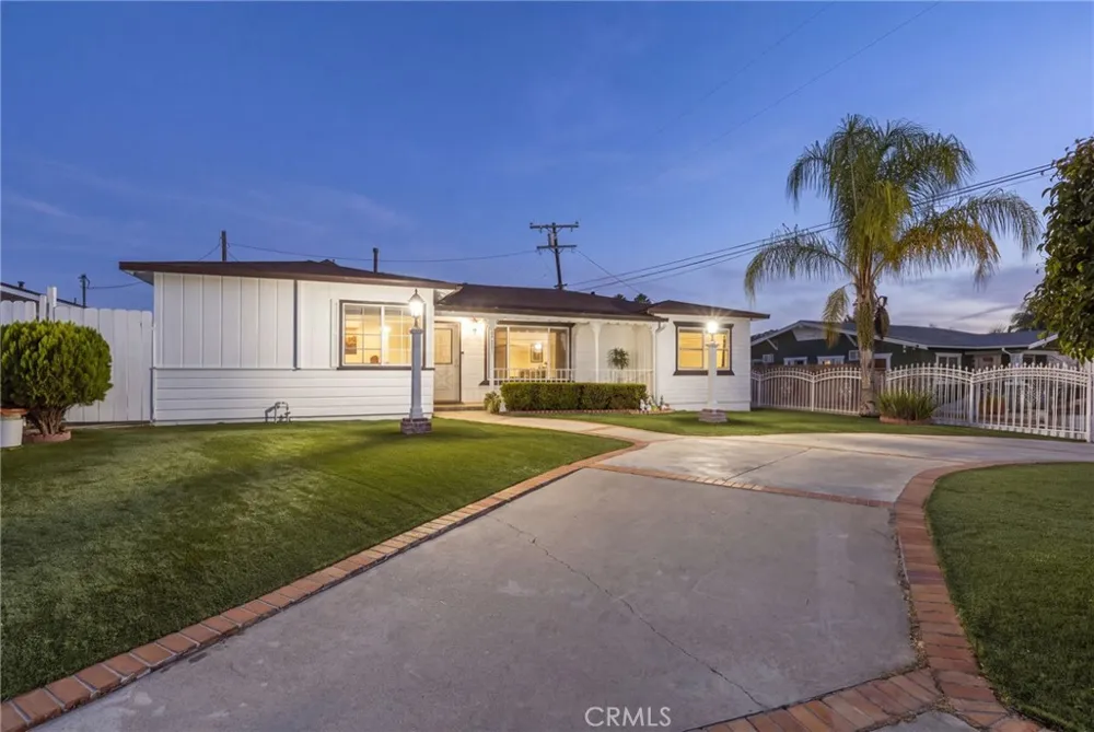 14502 Broadway Whittier, CA 90604
